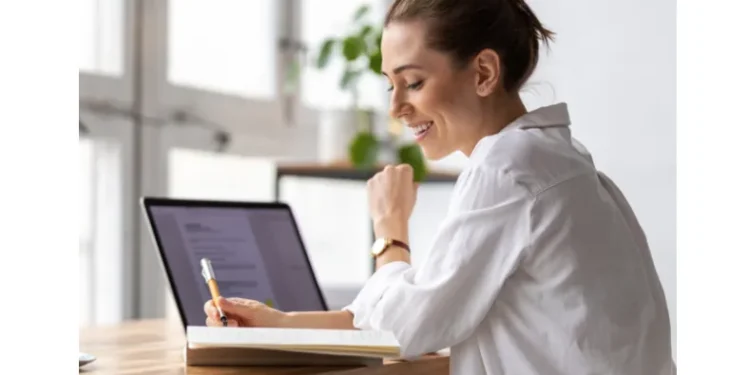 A Guide to Year-End HR Compliance