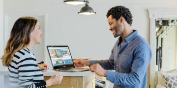 The Future of Sales: Elevating Customer Connection and Productivity with AI