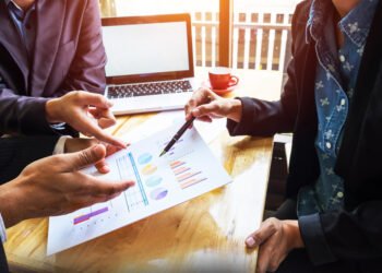 B2B Companies Prioritize Revenue Efficiency in Growth Strategies