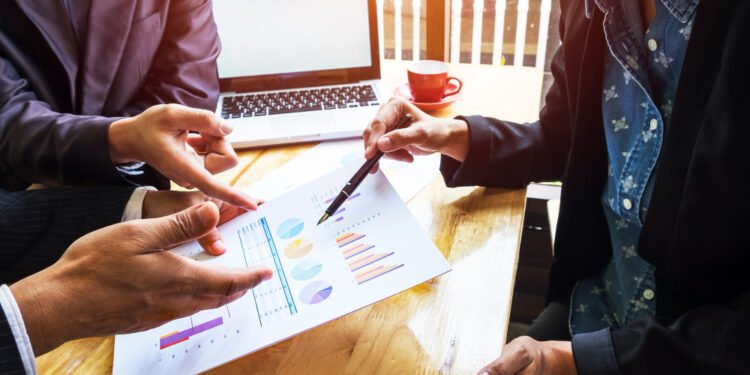 B2B Companies Prioritize Revenue Efficiency in Growth Strategies