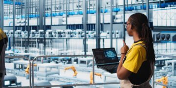 Industrial Connectivity Drives Smart Factory Growth