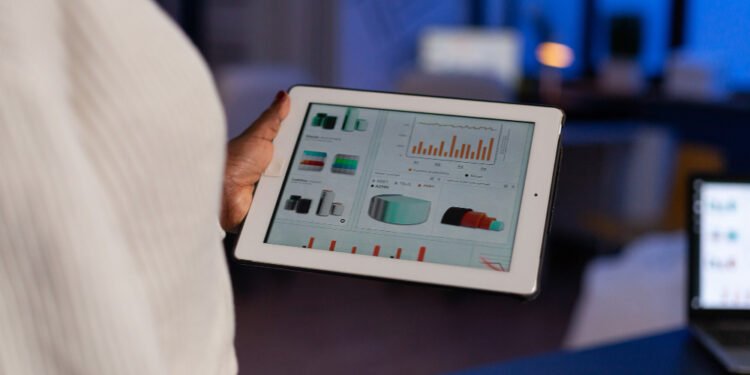 AI-Powered Sales Forecasting Improves Revenue Planning