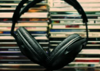 Compact Disc Revenue Jumped 58% In Six Months